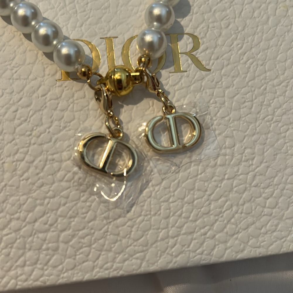 Dior Silver Pearl Bracelet with Gold Accents - Picture 2 of 6